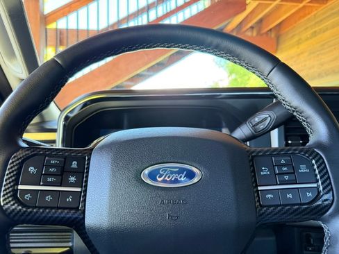 Used 2026 Ford F350 4x4 Crew Cab Super Duty image 17