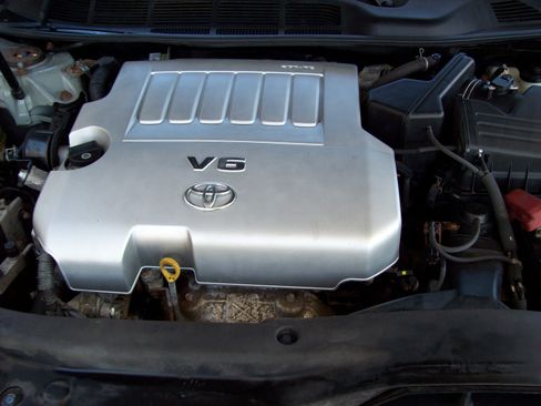 Used 2007 Toyota Avalon XLE Touring Sedan 4D FWD image 16