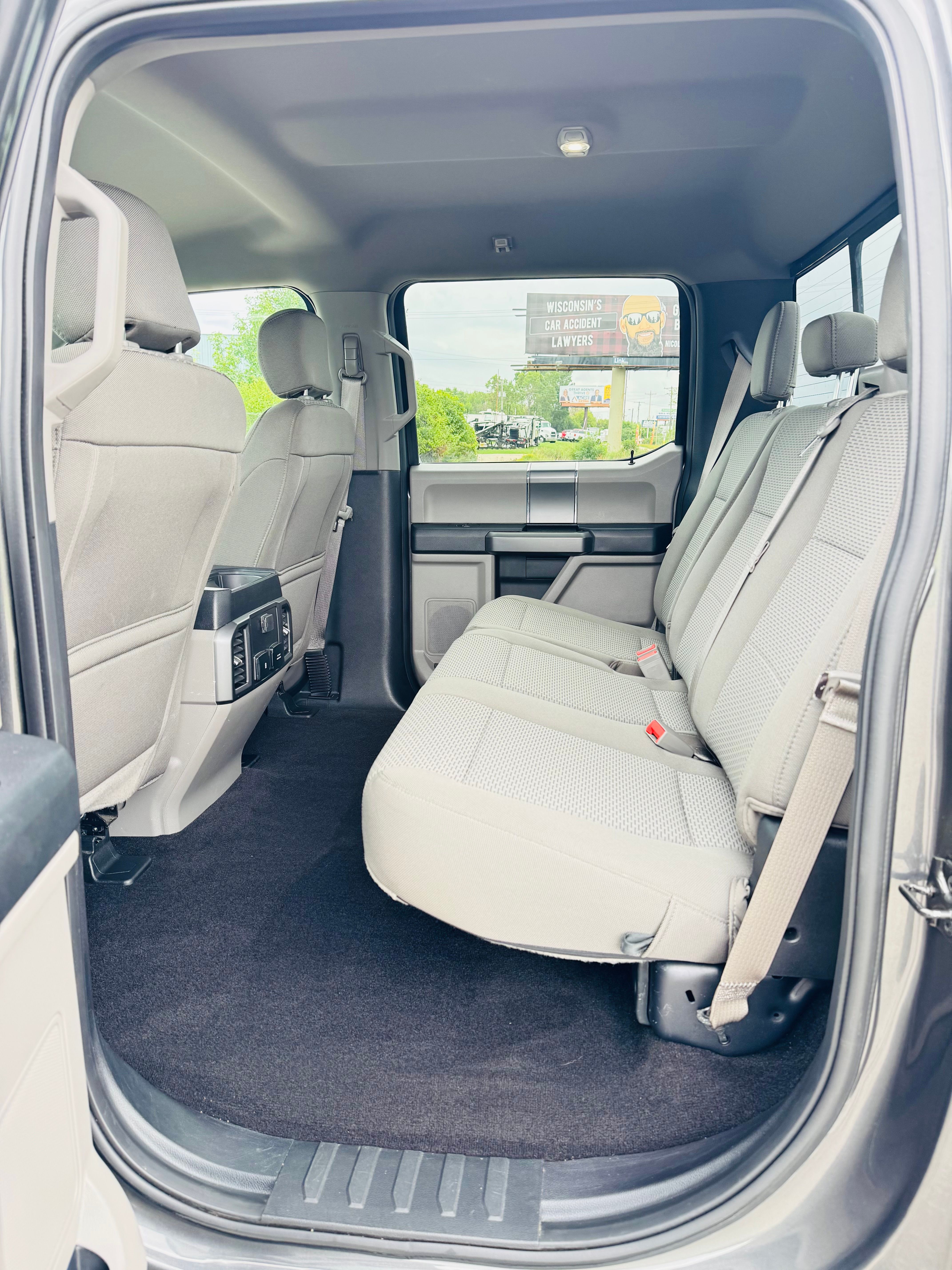 Used 2019 Ford F150 4x4 SuperCrew image 14