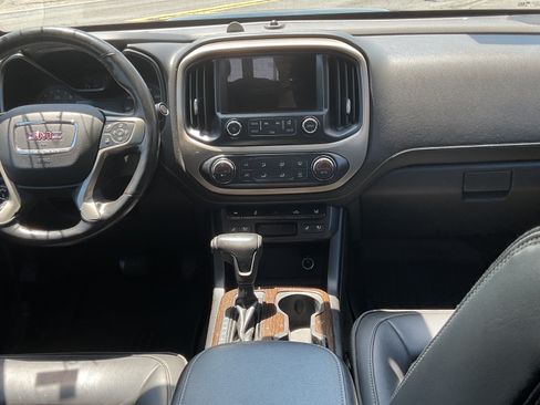 Used 2018 GMC Canyon 4x4 Crew Cab Denali image 8