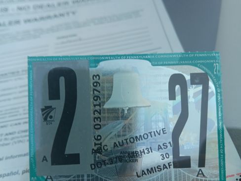 Used 2015 Nissan Rogue SV image 11