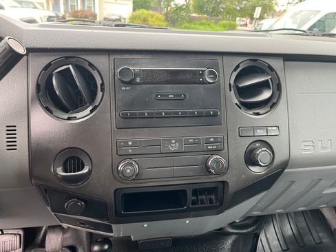 Used 2014 Ford F250 image 8