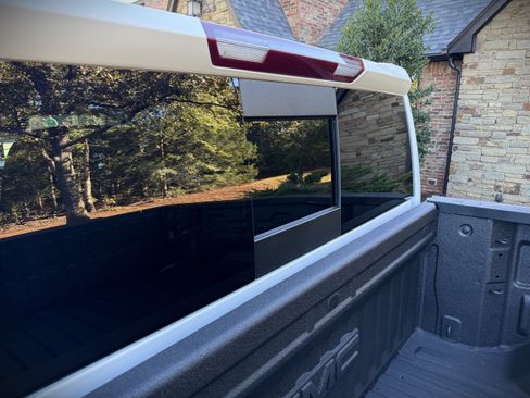 Used 2025 GMC Sierra 1500 SLT image 20