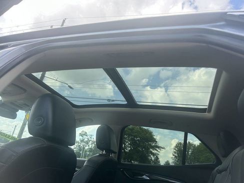 Used 2021 Buick Envision Essence image 24