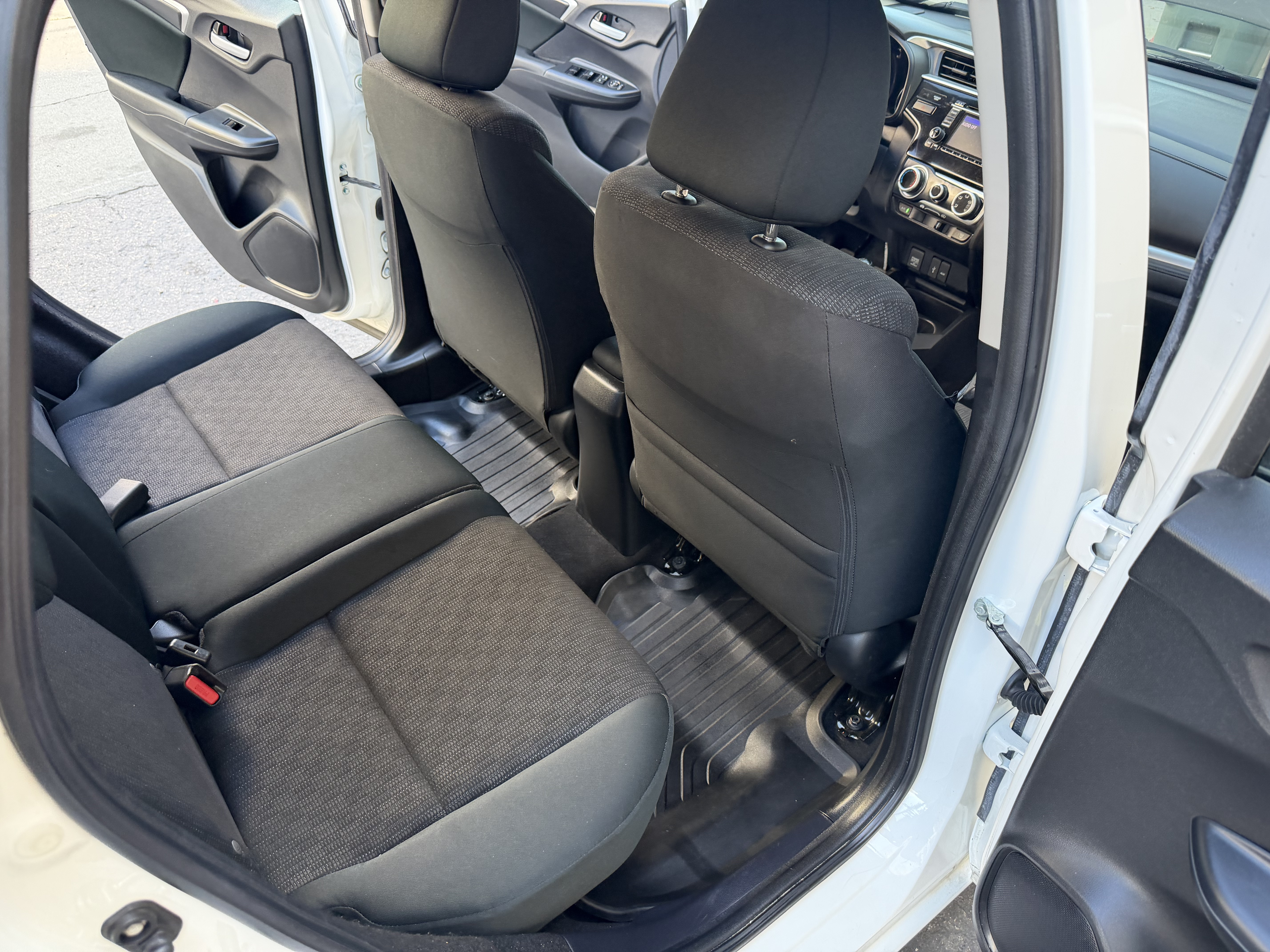 Used 2017 Honda Fit LX image 25