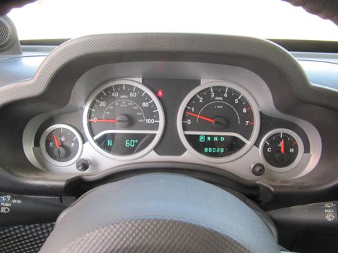 Used 2008 Jeep Wrangler Unlimited Sahara image 17