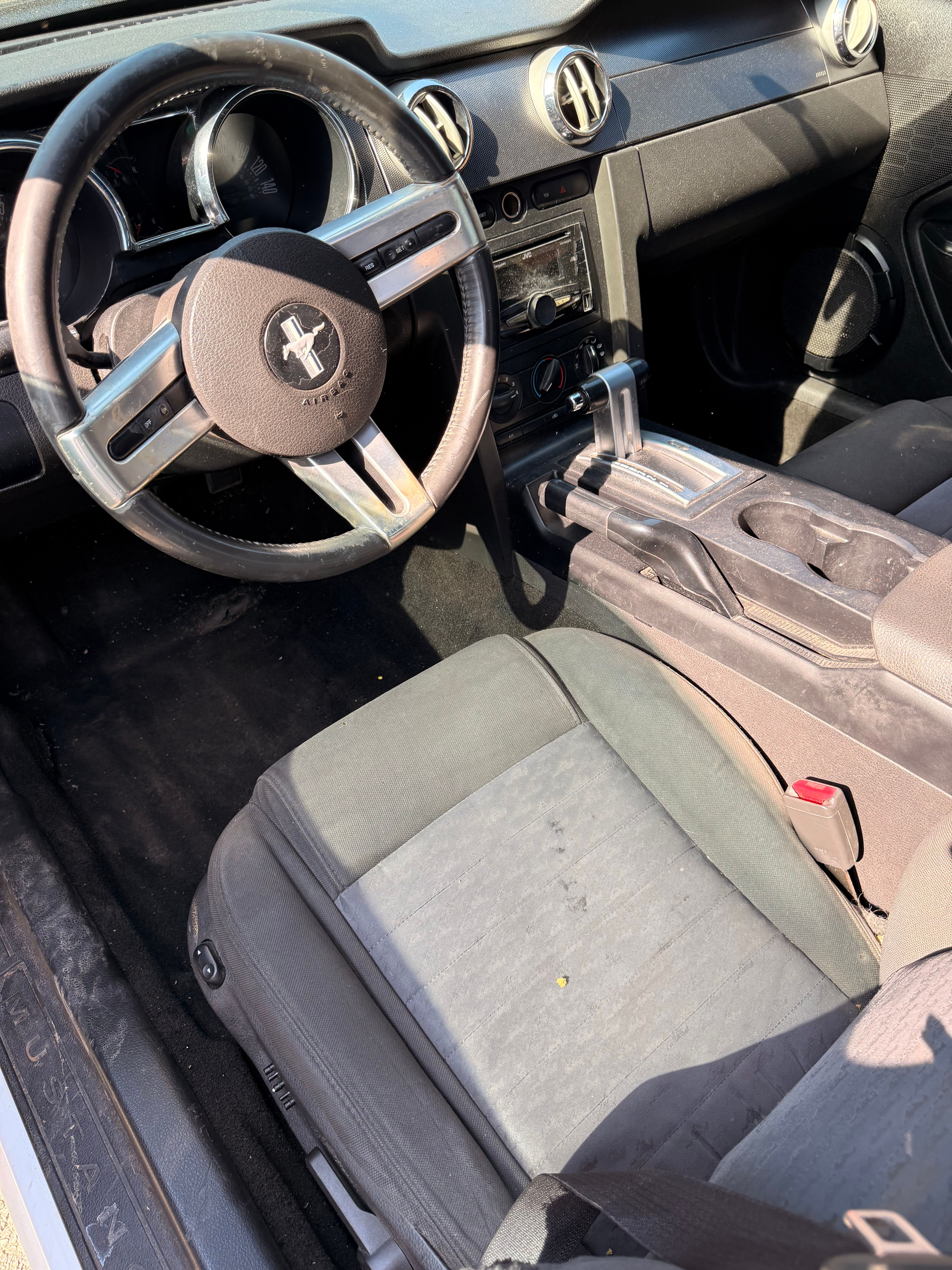 Used 2005 Ford Mustang GT RWD image 4