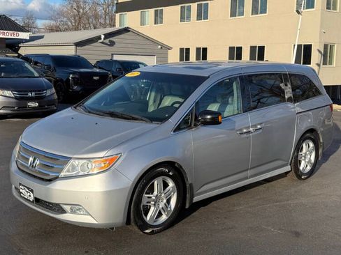 Used 2012 Honda Odyssey Touring image 2