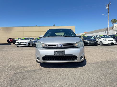 Used 2011 Ford Focus SES Sedan FWD image 13