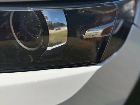 Used 2016 Chevrolet Impala LT image 8