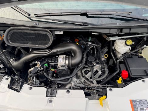Used 2024 Ford Transit 250 image 22