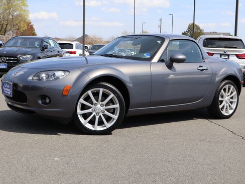 Used 2008 MAZDA MX-5 Miata Touring image 4