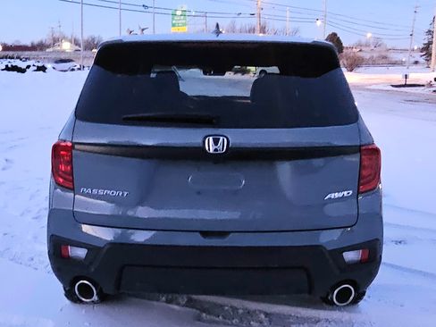 Used 2023 Honda Passport EX-L image 8