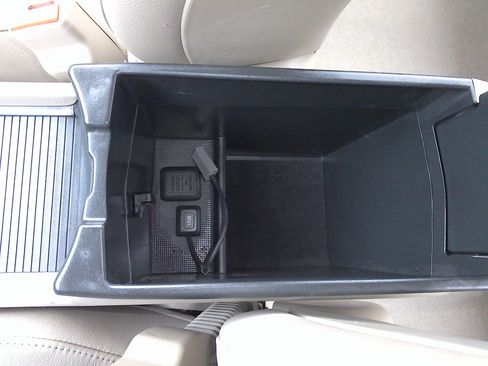 Used 2010 Honda Civic image 24