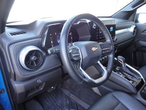 Used 2023 Chevrolet Colorado LT image 15