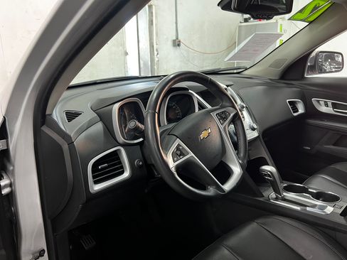 Used 2012 Chevrolet Equinox LTZ image 12