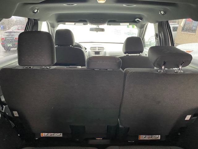 Used 2017 Ford Explorer 4WD XLT image 18