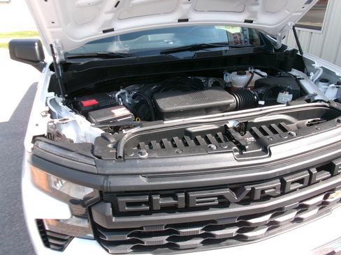 Used 2025 Chevrolet Silverado 1500 2WD Regular Cab W/T image 15