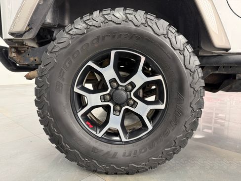 Used 2004 Jeep Wrangler X image 15