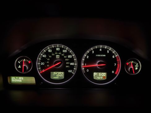 Used 2006 Volvo V70 2.4 image 44