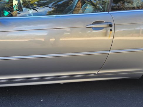 Used 2006 BMW 330Ci image 36