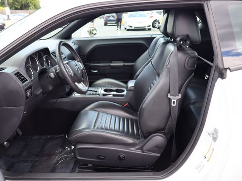 Used 2013 Dodge Challenger R/T Plus RWD image 13