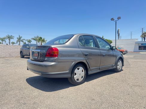 Used 2003 Toyota Echo Sedan FWD image 9