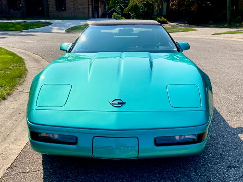 Used 1991 Chevrolet Corvette image 5