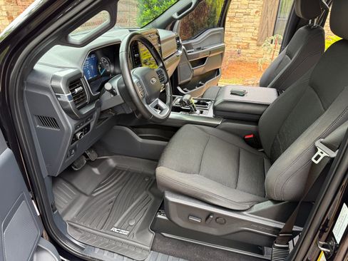 Used 2023 Ford F150 4x4 SuperCrew image 20