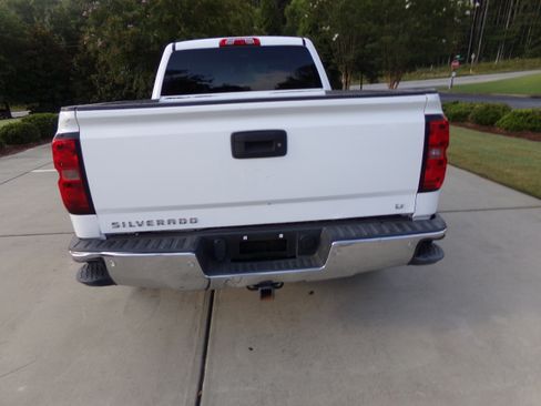 Used 2015 Chevrolet Silverado 1500 4x4 Crew Cab LT image 4