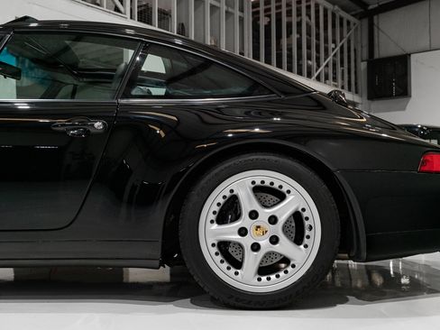 Used 1997 Porsche 911 Targa image 10
