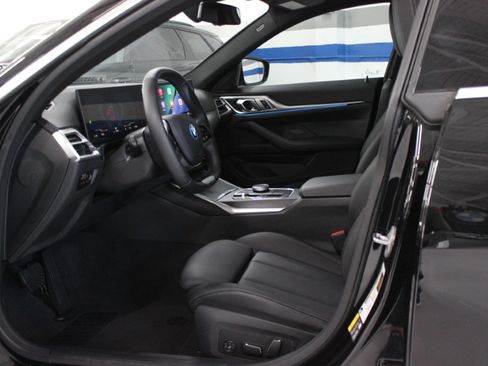 Used 2025 BMW i4 eDrive40 RWD image 14