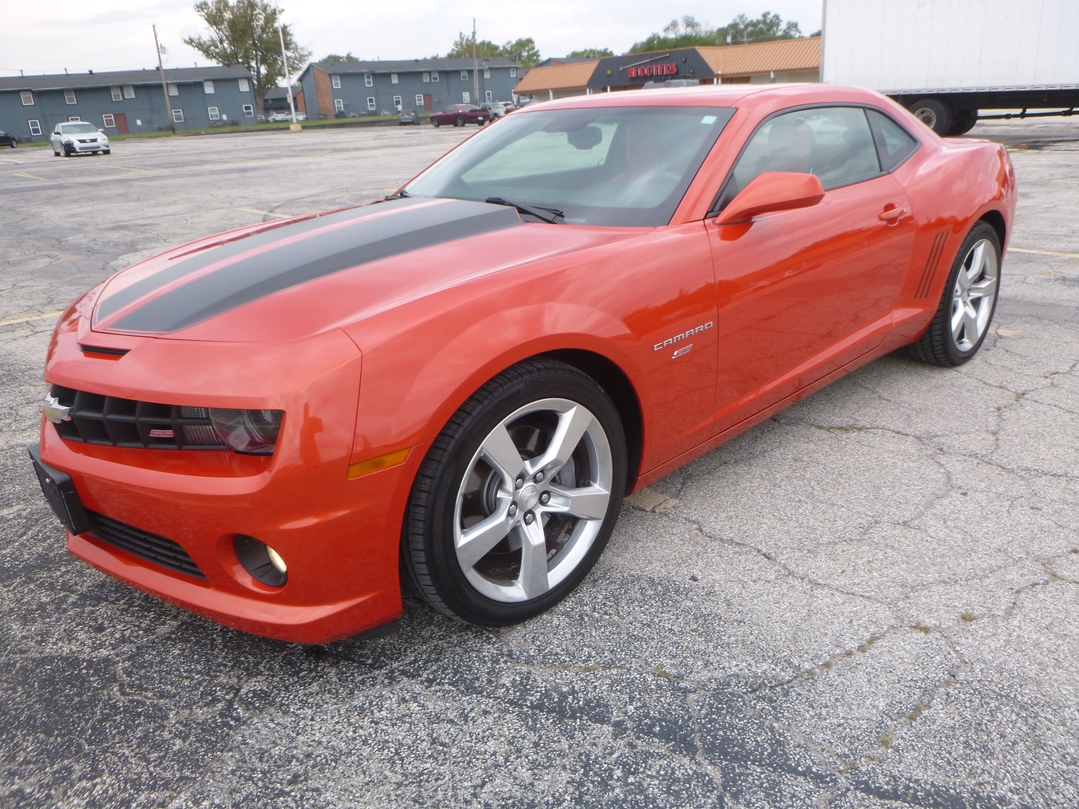 Used 2011 Chevrolet Camaro SS Coupe w/ 2SS RWD image 2