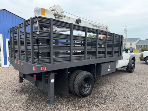 Used 2005 Ford F550 RWD image 5