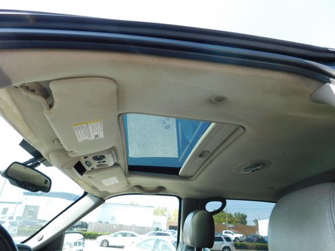 Used 2006 Chevrolet Avalanche LT image 4