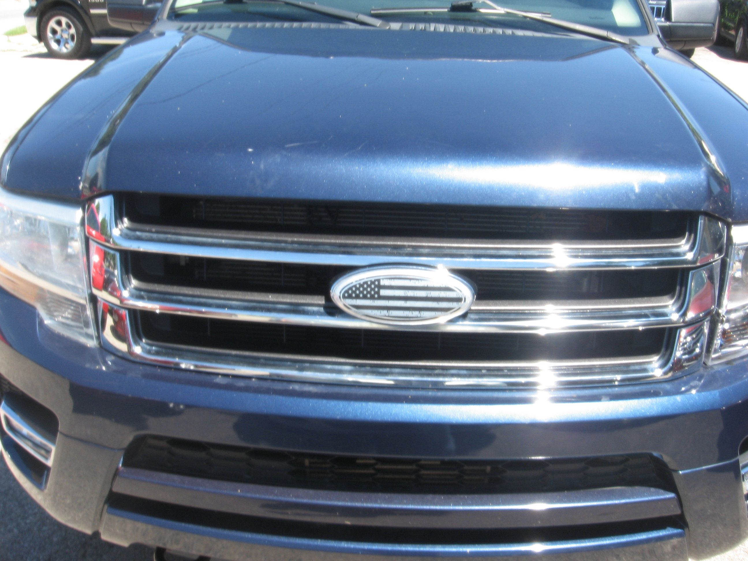 Used 2016 Ford Expedition EL 4WD image 2