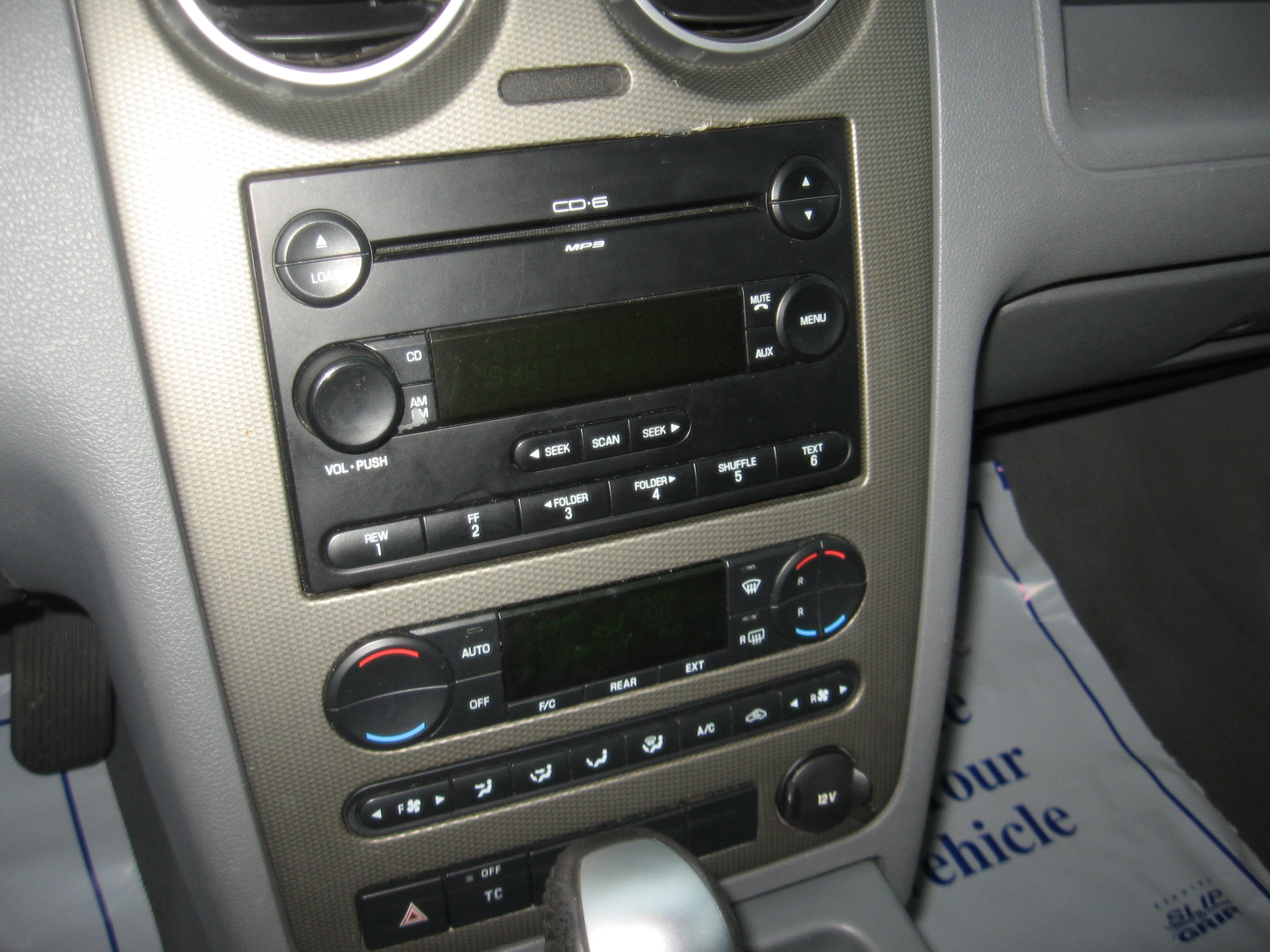 Used 2006 Ford Freestyle SEL FWD image 12