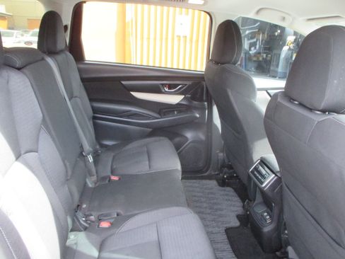 Used 2020 Subaru Ascent Premium image 16