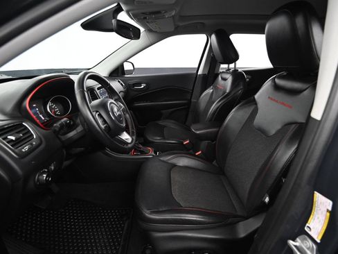 Used 2018 Jeep Compass Trailhawk image 36