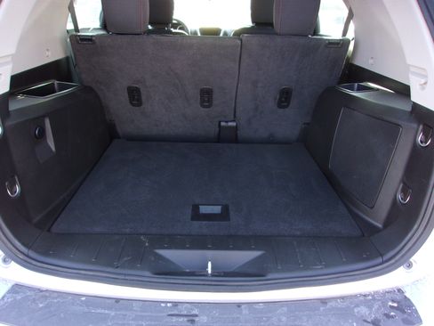 Used 2017 Chevrolet Equinox LS image 18