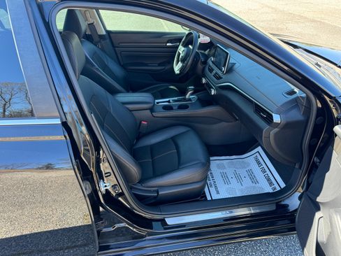 Used 2019 Nissan Altima 2.5 SR image 16