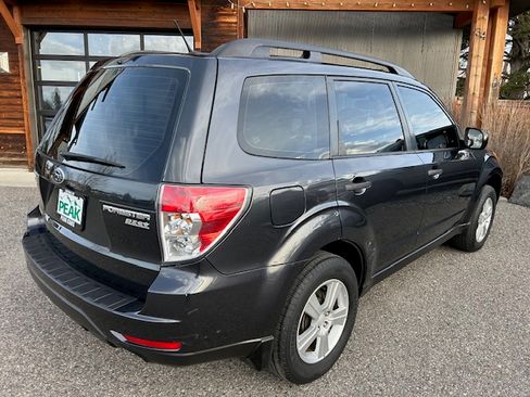 Used 2013 Subaru Forester 2.5X image 6