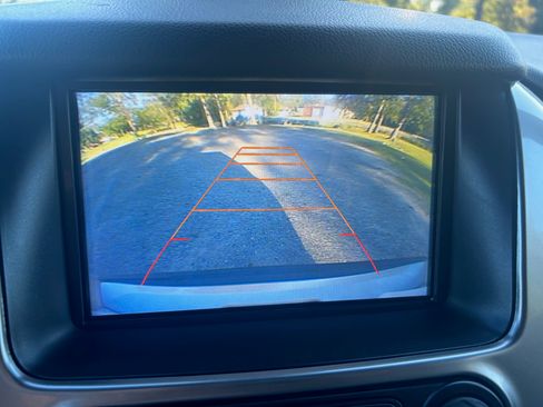 Used 2017 Chevrolet Tahoe LT image 21