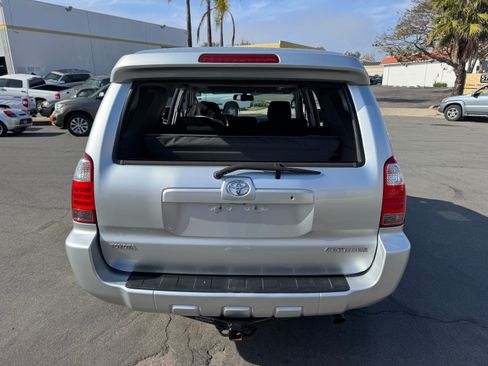 Used 2009 Toyota 4Runner Sport image 8