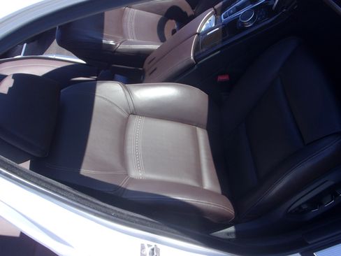 Used 2015 BMW 535i xDrive xDrive w/ M Sport Package image 28