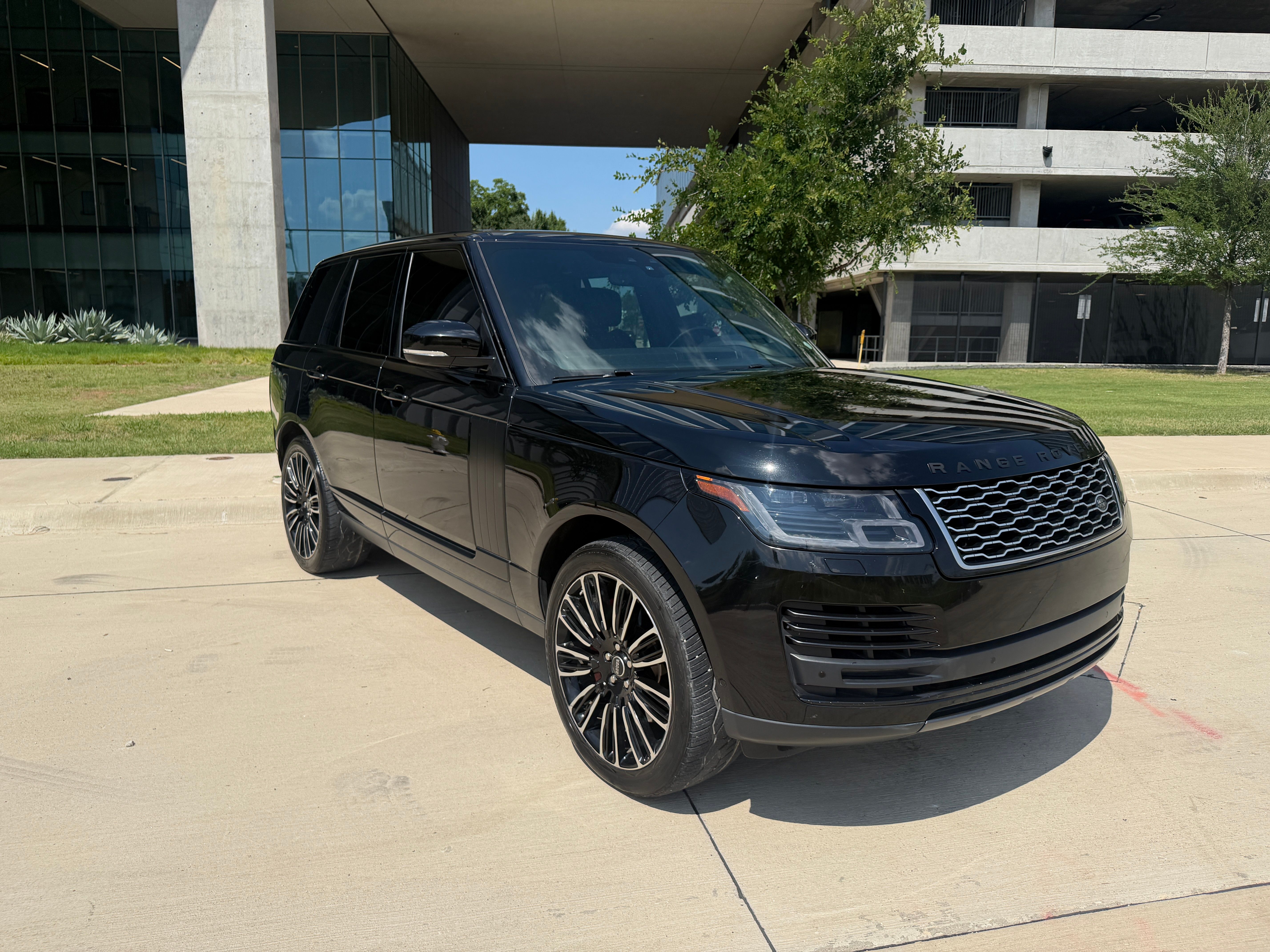 Used 2020 Land Rover Range Rover HSE AWD/4WD image 1