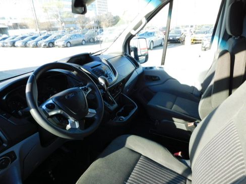 Used 2019 Ford Transit 350 image 9
