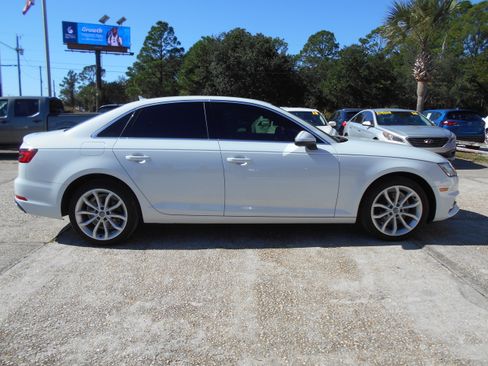 Used 2019 Audi A4 2.0T Premium image 4