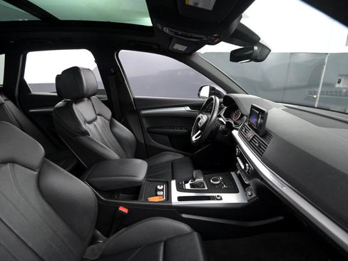 Used 2020 Audi Q5 2.0T Premium image 40