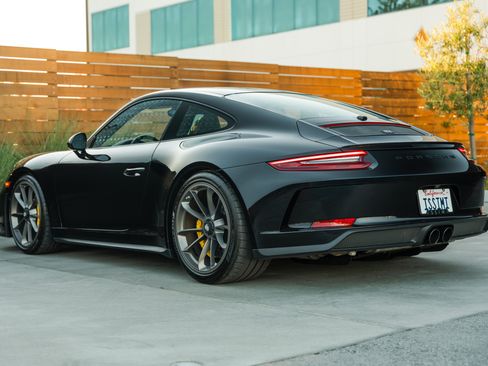 Used 2019 Porsche 911 GT3 Touring image 5